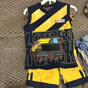 NWT Sz 6 Tonkin shortset.